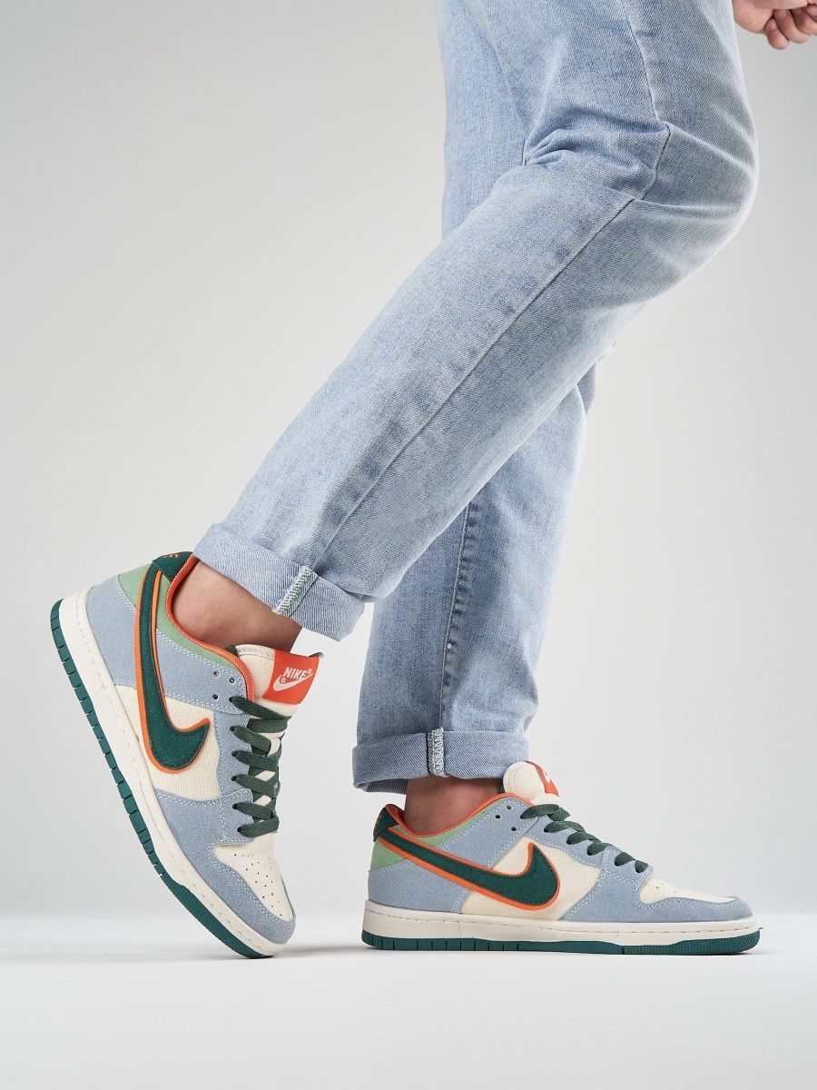 Nike SB Dunk Low Pro Shoes at low prices 168432922