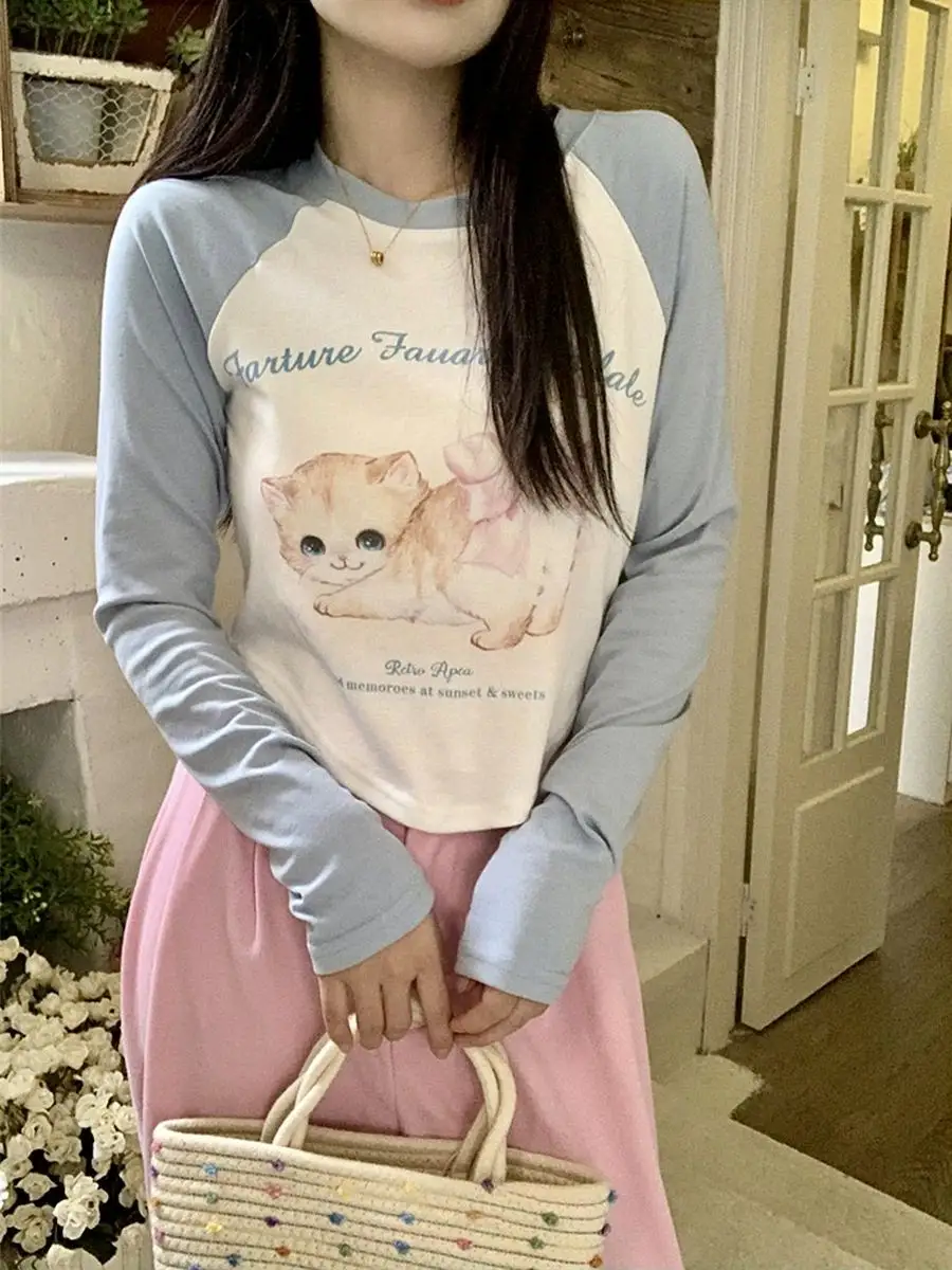 T-shirt hello kitty💗  Ретро принты, Футболки для девочек