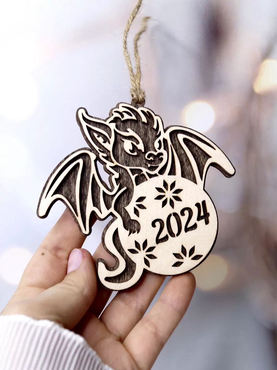 Сувениры с символом 2024 года Дракона — статуэтки, фигурки, куклы, елочные украшения.