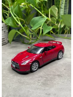 Машинка металлическая Nissan GT-R R35 2009