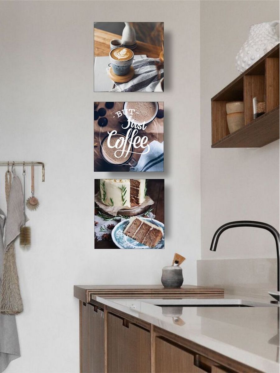 Как не надо декорировать стену над столом на кухне: фото с антипримерами
