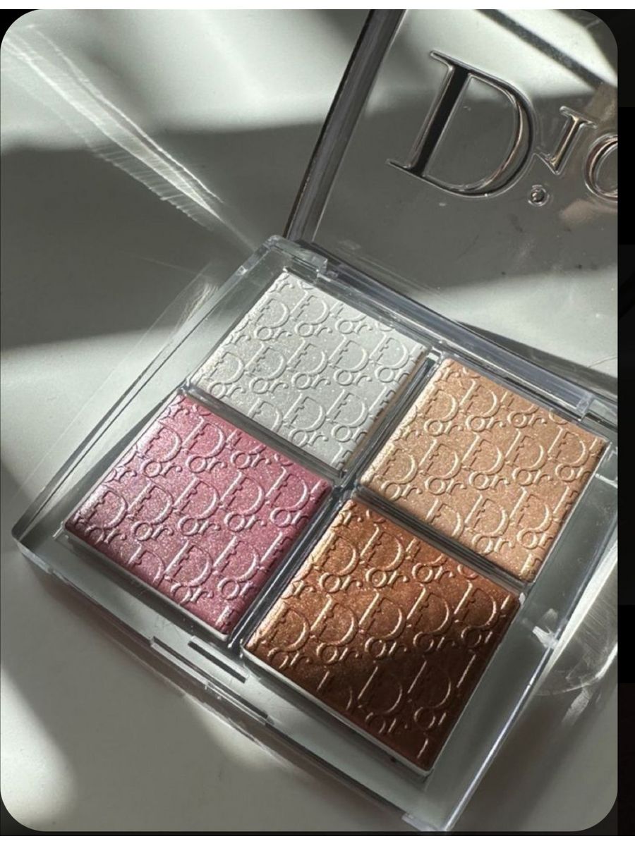 Диор хайлайтер оригинал. Dior Backstage Glow Palette. Хайлайтер диор оригинал. Dior Backstage Highlighter. Оригинальный хайлайтер диор и копия.