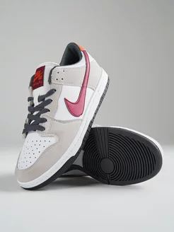 Кроссовки Nike SB Dunk Low