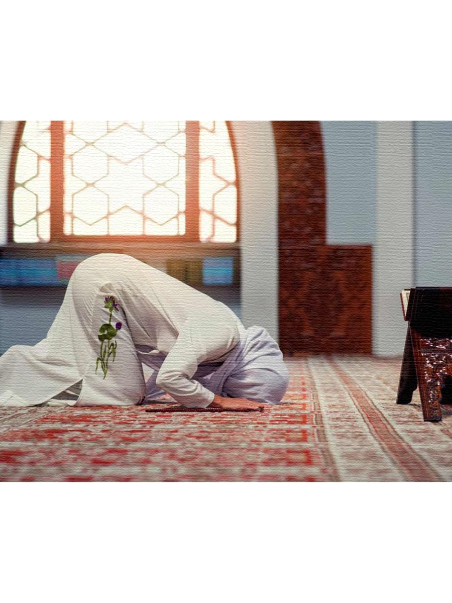 Читает намаз слушать. Мусульманка молится в мечети. Женщины в мечети. Женщины молятся в мечети. Мусульманская женщина в мечети.