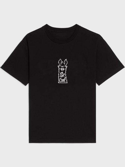 Черная футболка с принтом Лама 