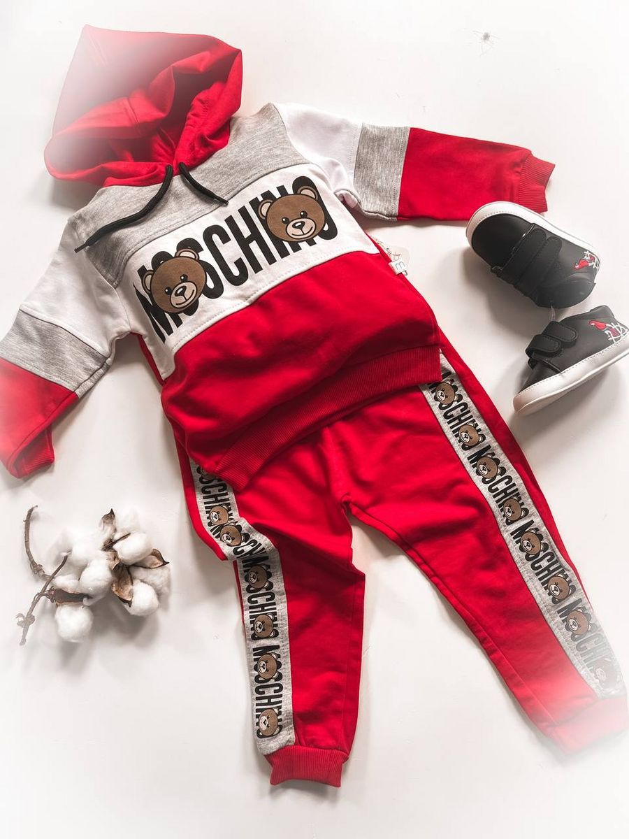 Спортивный костюм Moschino model t1711