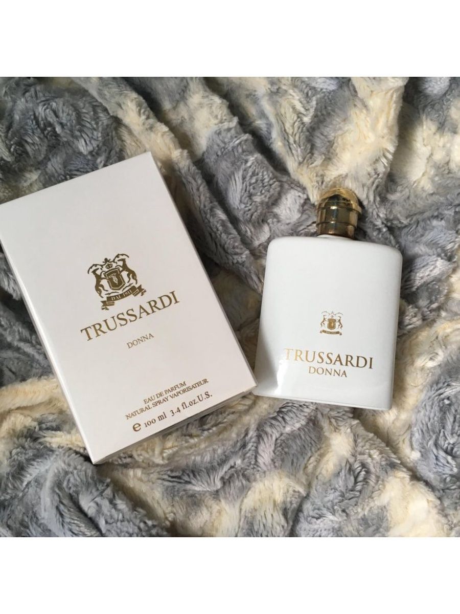 Trussardi donna. Труссарди Донна 100 мл. Trussardi Donna EDP 100 ml. Trussardi Donna w EDP 30 ml. Духи Donna Trussardi 2011.