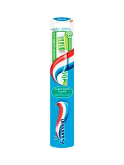 Зубная щетка Aquafresh In-Between